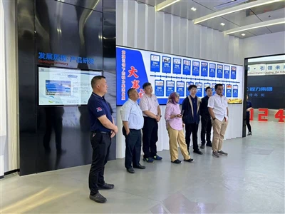 Il-Grupp Chengli rċieva b'suċċess delegazzjoni tal-klijent mill-Uzbekistan bi...