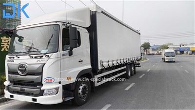 Hino 700 6 x2 trakk tal-ġenb tal-purtieri